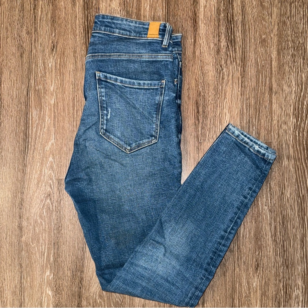 Zara jeans size 8